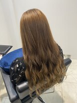 イルミ(iLUMi)&nbsp;iLUMi　×　ハイトーンカラー