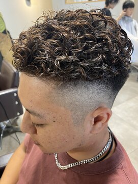 レオン(Re:ON) メンズパーマ