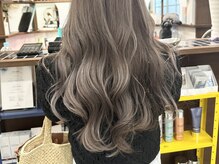 ルイ(ROUIS produced by LUCK 津田沼)の雰囲気（私らしいカラーが見つかるお店☆[津田沼/ブリーチ/白髪ぼかし]）
