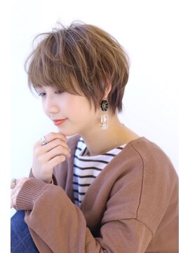 オーロ 西宮店(ORO) 明るめカラー美髪ショート