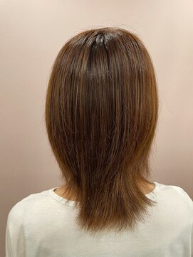 エル(Ele’) ピンクベージュ×艶トリートメント