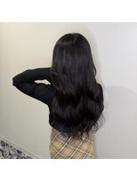 ブランシスヘアー(Bulansis Hair)&nbsp;暗髪×インナーブルーロングスタイル