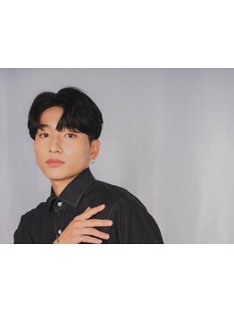 メンズカットが得意!気取らないカッコよさ、毎朝ラクに決まる![川崎駅｜メンズカット｜メンズパーマ｜眉毛]