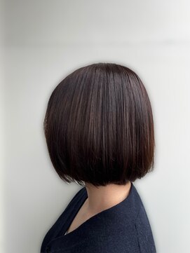 ボブ小顔×ブラウンカラー