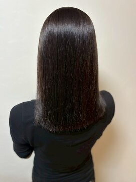 ヘアーメイク グロー(hair make grow) 髪質改善ストレート 艶髪 縮毛矯正 黒髪 透明感カラー 20代 30代