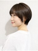 前髪あり耳掛け丸みくびれショートボブ20代30代40代50代