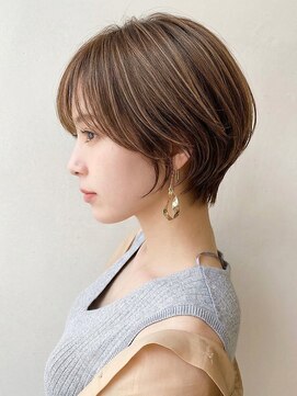 ウィールールピヴォクロス(WE RULE pivot cross) 20代30代40代50代/くびれレイヤーショートボブ/小顔効果