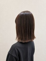 ウミト(Umito)&nbsp;ショコラブラウン×切りっぱなしミディ