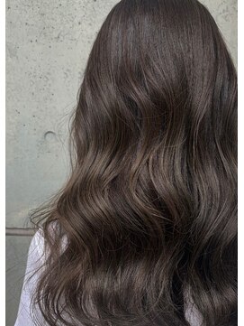 アンサム リリー(UNSOME Lille) 【UNSOME　Lille】アッシュグレー/寒色系