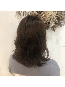マド ヘア(mado hair) ゆるふわパーマ