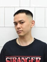 メリケンバーバーショップ コウベ(MERICAN BARBERSHOP KOBE)&nbsp;スキンフェード束間無造作バズショート