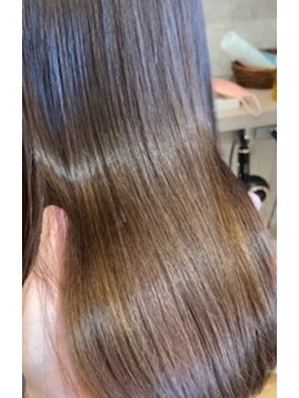 シェイプスヘアデザイン 上三川店(Shape's hair design) ストレートヘア/縮毛矯正/髪質改善/美髪/20代/30代/40代/50代