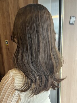 アヴァンス 天王寺店(AVANCE.) フォギーベージュ×透明感