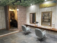 ホヌヘアー(Honu hair)の雰囲気（店内セット面です☆）