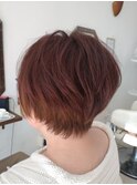 ショートボブ