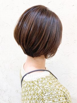 フロール(Flor) 【Flor_戸塚】*大人ショートボブ＋モカブラウン*