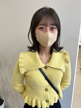 アメリ(Amelie) アメリ女子の軽やか外ハネスタイル♪