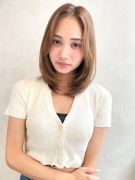 トゥルーズ(TLUUS) TLUUS似合わせカットダークアッシュミディアムレイヤーカット