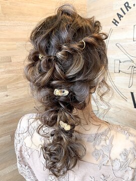 ヴィー ヘアー ファッション バー(VII hair.fashion.bar) ヘアアレンジ