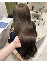 ロエ(LOE) ブラウンでも垢抜け!