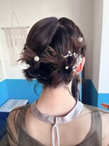 キキヘアメイク(kiki hair make)&nbsp;ねじねじアレンジ