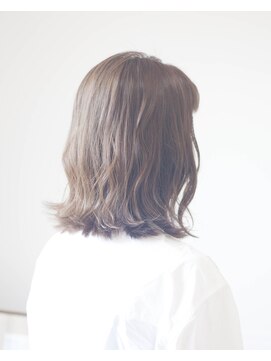 リリー ヘアー デザイン(LILY HAIR DESIGN) ブリーチなし　ベージュアッシュ