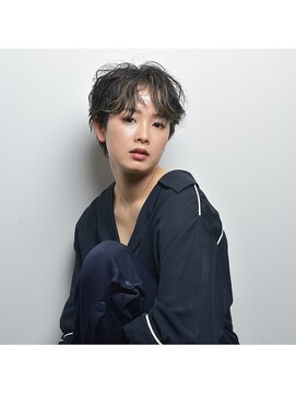 ファースト 吉祥寺(FIRST KICHIJOJI) ショート × ハイライト　大人グレージュ【FIRST】...毛先パーマ