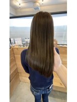 エイト オキナワ 沖縄新都心店(EIGHT okinawa)&nbsp;前田海希　艶縮毛矯正