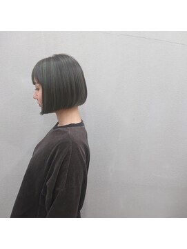 エヌ(N) 切りっぱなしボブ