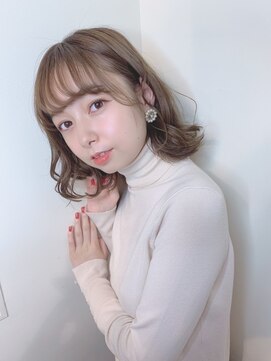 イース バイ アンブルリュクス 北千住(Ease by amble luxe) パールベージュ