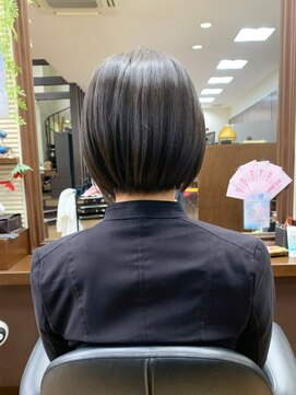 びゃんびゃん 江端店 ツヤツヤワンレンボブ