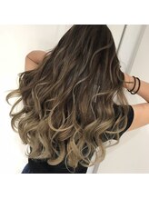 テクニックがものをいう色落ちも楽しめるグラデーションカラー★