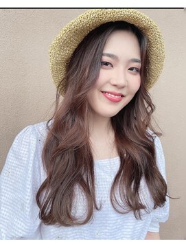 ガルボ ヘアー(garbo hair) ふわふわ10代20代30代ブラウンコテ巻き顔まわりレイヤーロング