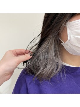 ニューヨークニューヨーク 阪急西宮北口店(NYNY) インナーカラーシルバー