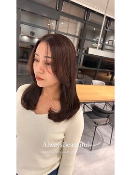 コスアンドコウ 横浜山下(Cos&Co.) Classy mood