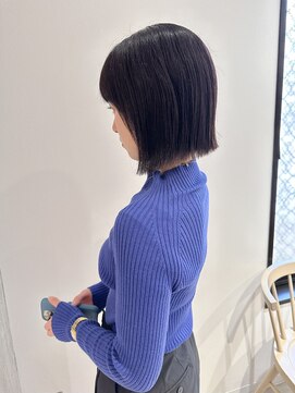 ヨーク(YOKE) YOKE 切りっぱなしボブぱつっとラベンダーボルドーブリーチなし