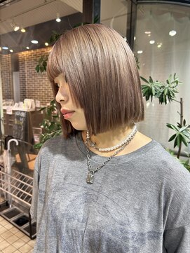 ヘアーアンドメイク ビス(HAIR&MAKE bis) ボブ×ミルクティーベージュ♪【唐木彩華】