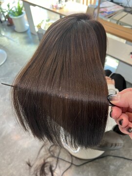 ア ドリームアップスタジオ レストアール(A DREAM UP STUDIO restR) 艶ヘアー