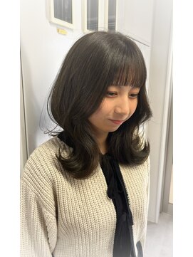 シャフト(SHAFT) ガーリーミディアムヘア