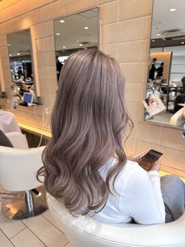 エアー 銀座タワー(AIR) ミルクティーベージュ/ハイトーンカラー/レイヤーカット