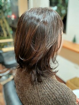 ニニィ(Ninny) ミディアムレイヤー30代、40代、50代