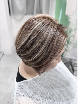 ダイス 岡本 摂津本山(Dice) 白髪ぼかしハイライト