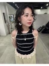 ヤウ(YAU) ウルフレイヤーパーマ