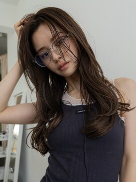 スミス 秋葉原(Smith) レイヤーカットハッシュカット顔まわりミディアムロング