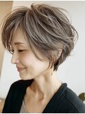 大人ショート　白髪ぼかし　脱白髪染め　ハイライト40代50代60代
