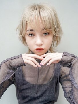 ギークス(GEEKS) 【GEEKS渋谷】ショートウルフ/ブリーチカラー/ブロンド/冬カラー