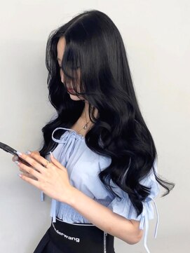 エル バイ アンキシム(elu by AHNKISM) 韓国くびれヘア顔まわりカットロングレイヤー