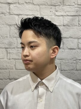 グレイスフル バーバープラチナム 六本木店(Graceful Barber platinum) 理容室定番!オシャレツーブロショート