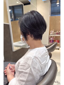 クラメール 黒崎コムシティ店(Kraemer) 骨格補正&アイロンスタイリング「コンパクトショート」
