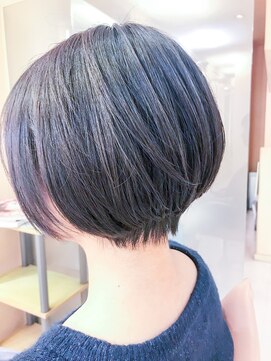 モリオ フロム ロンドン 鶴瀬店 【morio鶴瀬】コンパクト前下がりショートボブ